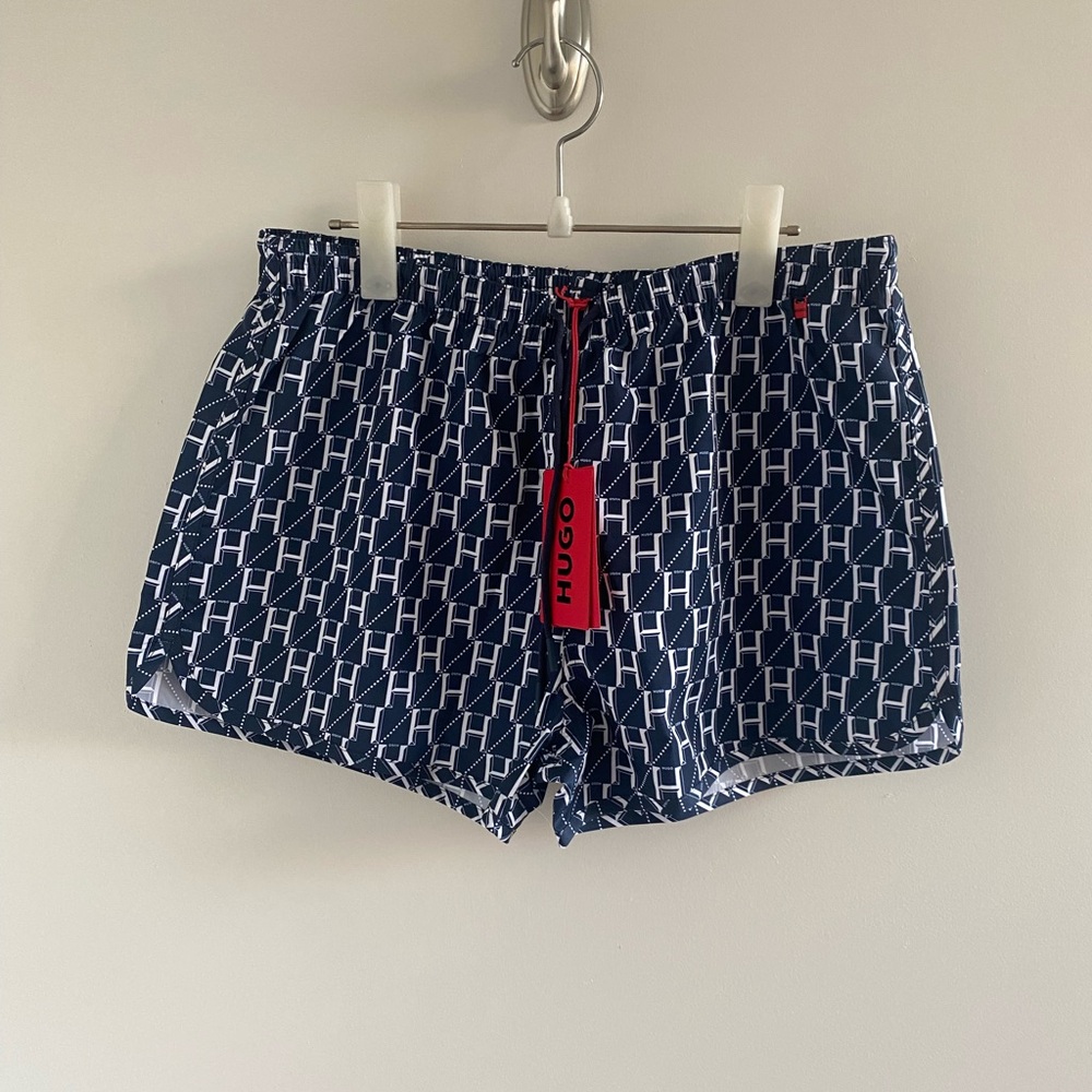 Hugo Women’s Beach Shorts H Monogram Size L NWT